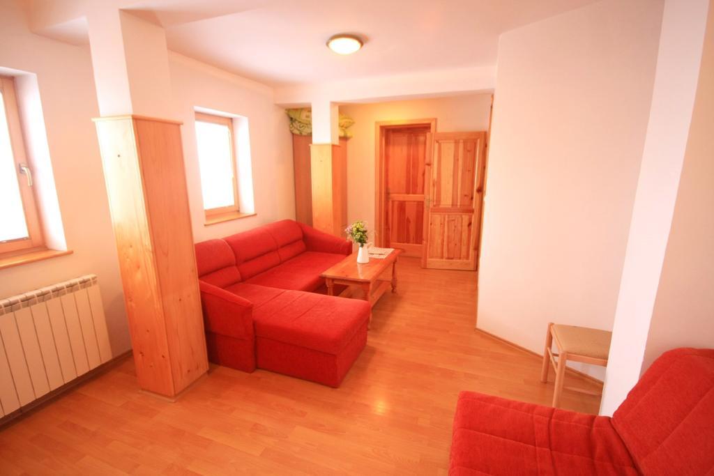 Apartments Prijatelji 亚霍里纳 外观 照片