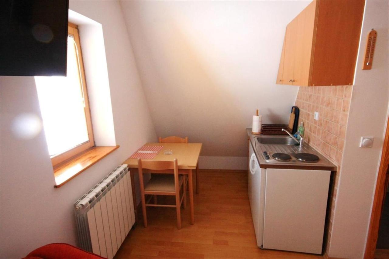 Apartments Prijatelji 亚霍里纳 外观 照片